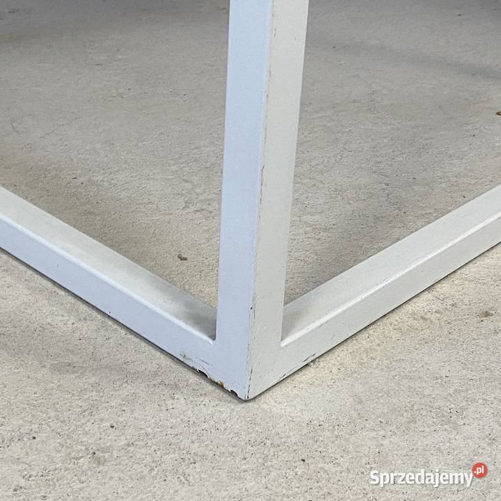 Biurko nowoczesne białe 18080 metalowa podstawa 77cm