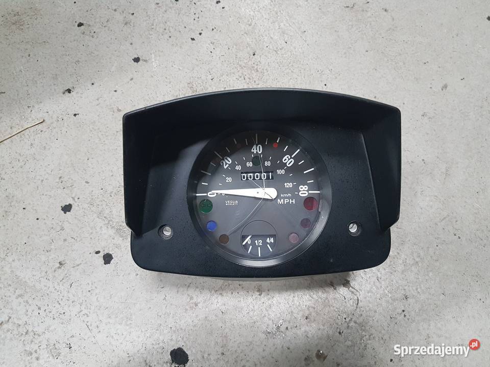 FIAT 126P MALUCH LICZNIK NOWY ZEGAR KAPLICZKA Turek