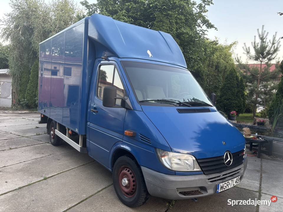 Mercedes sprinter zamiana na osobowy wystawiam kontener