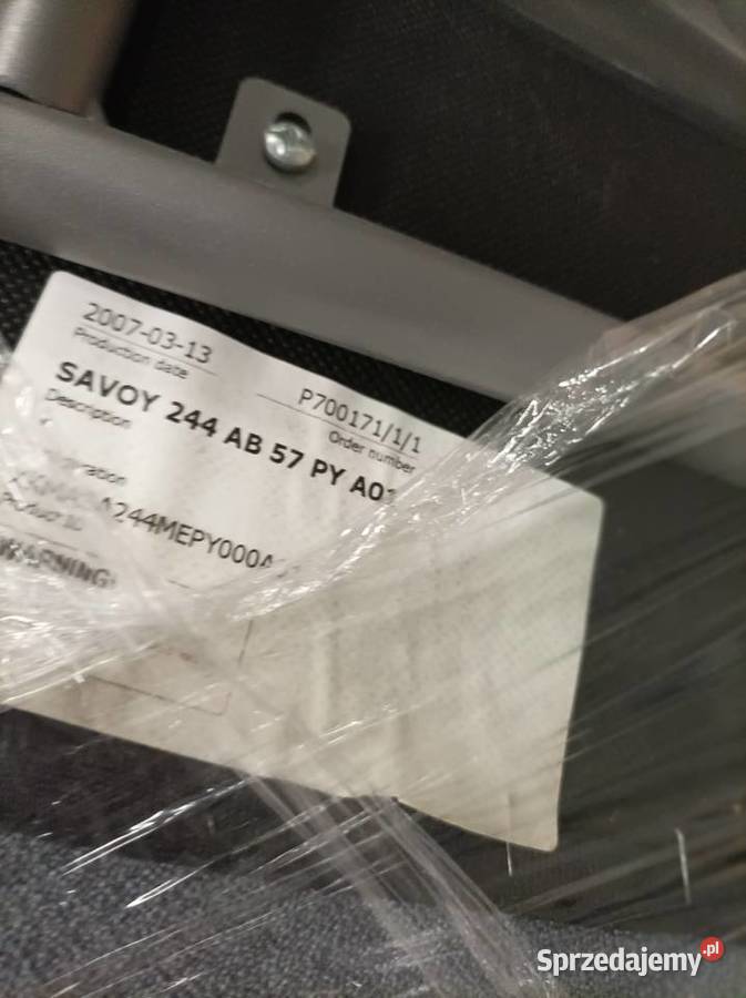 Krzesło konferencyjne SAVOY z podłokietnikami