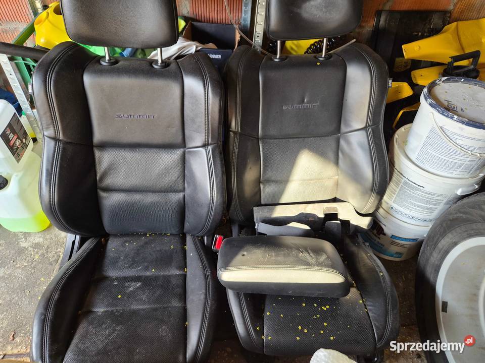 Jeep Grand Cherokee wk2 komplet foteli świętokrzyskie Chmielnik