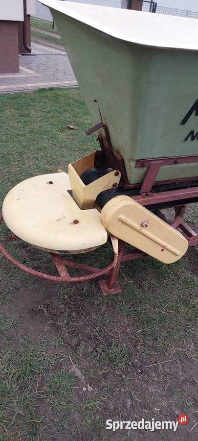 Rozsiewacz do nawozu motyl lubelskie Kock sprzedam
