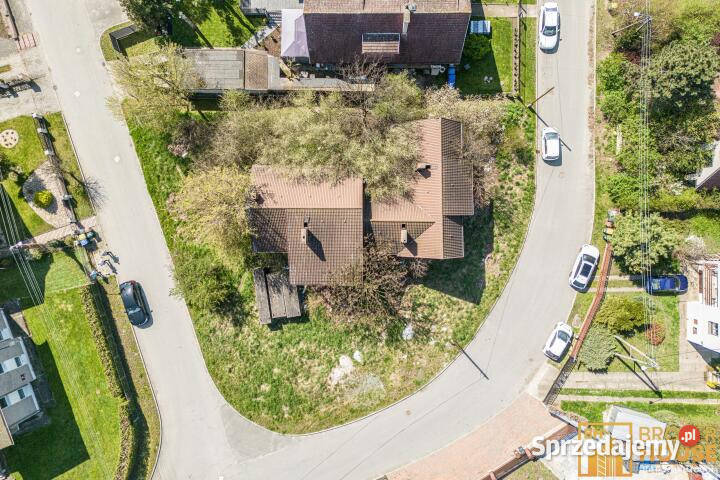 Sprzedam dom wolnostojący Lewin Brzeski 247m2