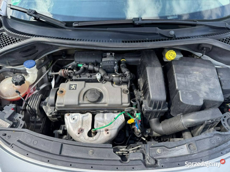 Peugeot 207 14 stary zwykły silnik Sprowadzony