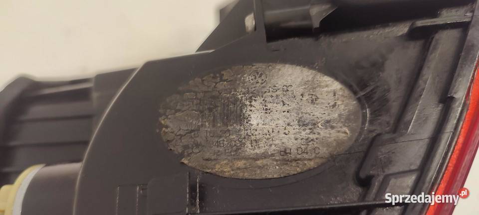 VW TIGUAN II LAMPA PRAWY TYŁ 5NA945096D