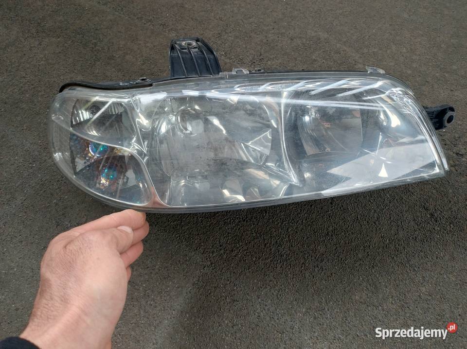 LAMPA PRZEDNIA LEWA I PRAWA FIAT ALBEA PALIO lubelskie Zahajki-Kolonia