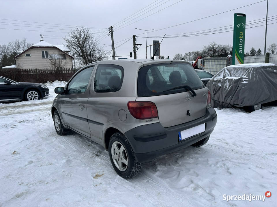 Toyota Yaris Salon PolskaWażne badanie nieuszkodzony sprzedam