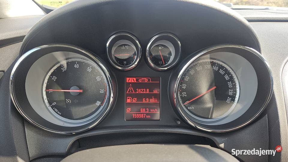 Opel Astra J Sedan 14 Turbo 140 LPG Salon benzyna+LPG