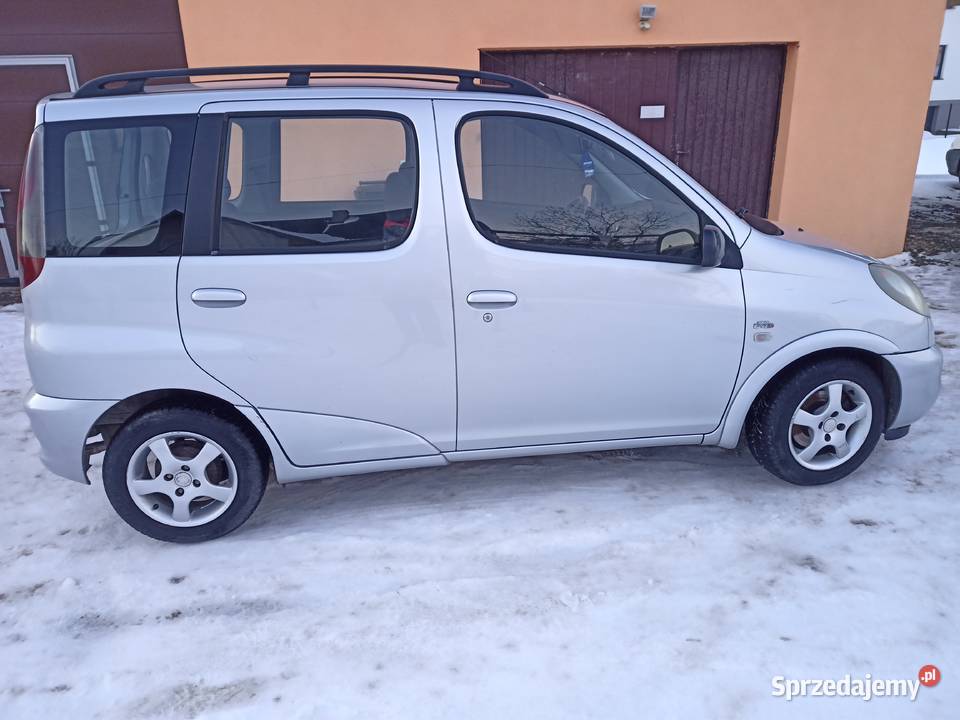Toyota Yaris Verso Krosno sprzedam