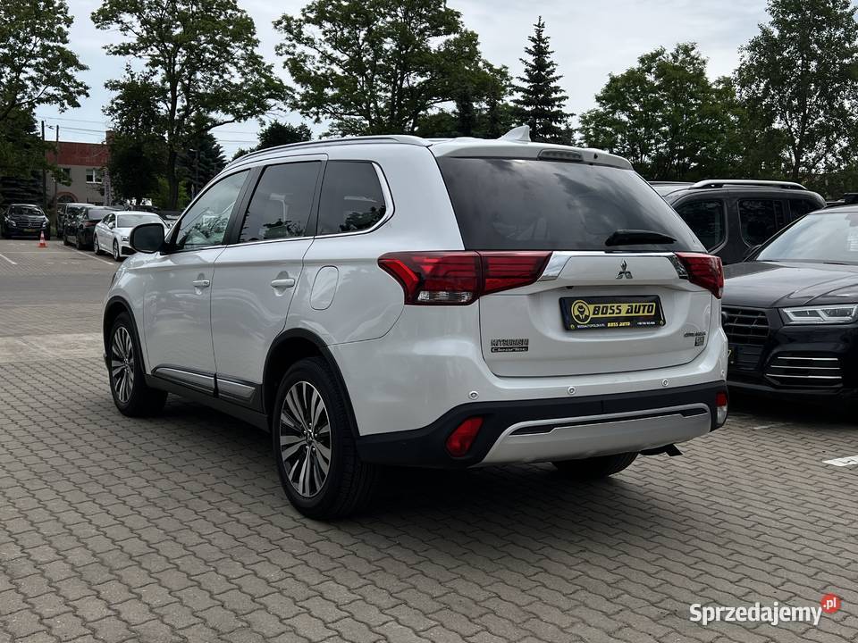 Mitsubishi Outlander 2019 asystent parkowania Warszawa