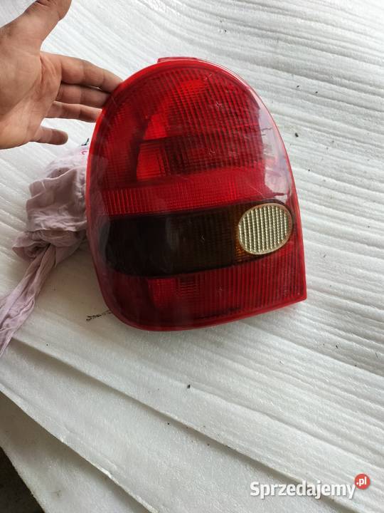 Lampa lewa tylna tył Opel Corsa B Lewe