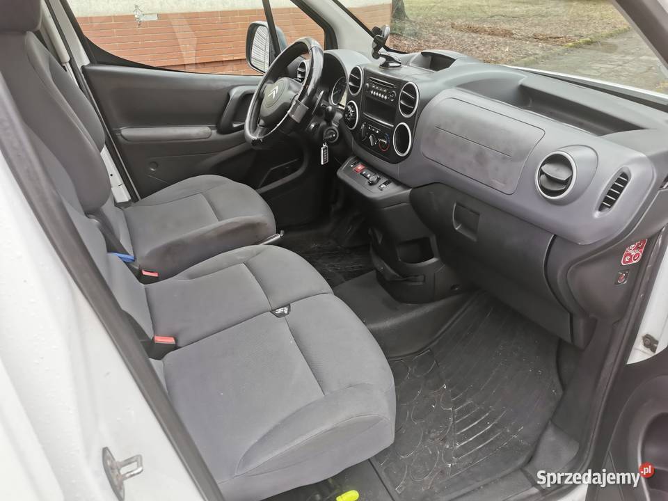Citroen Berlingo wersja long maxi 3 osobowy Złocieniec