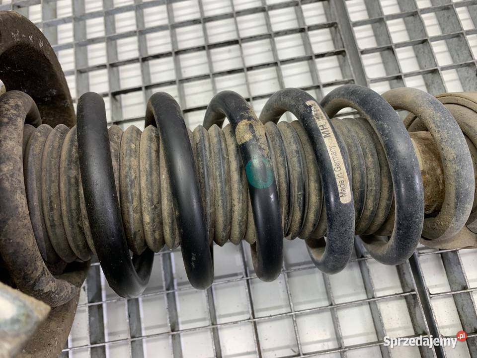 AMORTYZATOR PRAWY TYŁ ZE SPRĘŻYNĄ VW TOUAREG SUV Amortyzatory