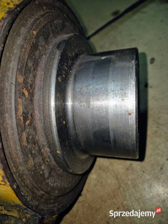 Zwrotnica lewa CAT 428C 432D ZF używana stary