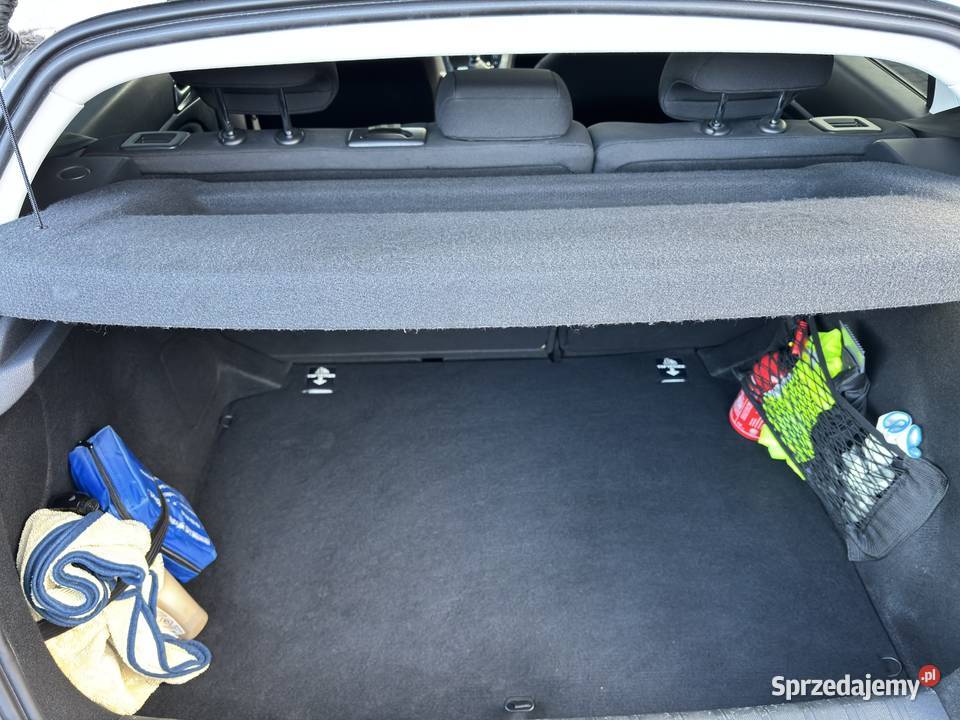 Peugeot 308 16 BleuHdi 2017r