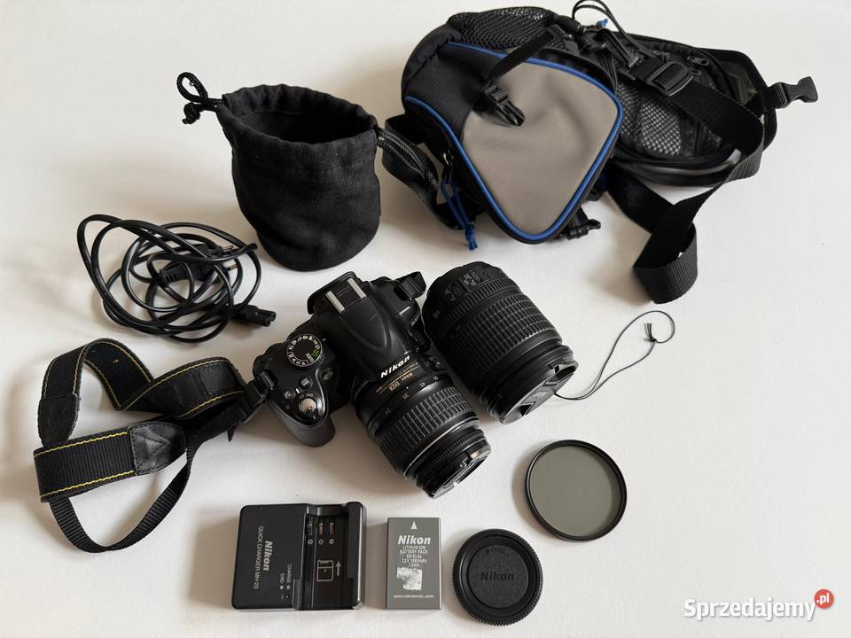 Nikon D3000 dwa obiektywy Nikkor DX AFS 18105 Łódź