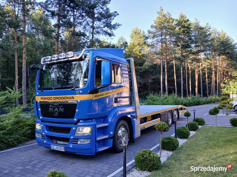 Pomoc drogowa laweta transport ciągników koparek Frampol