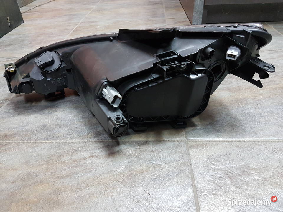 PEUGEOT 206 LIFT LAMPA PRAWA REFLEKTOR PRAWY wielkopolskie Turek sprzedam