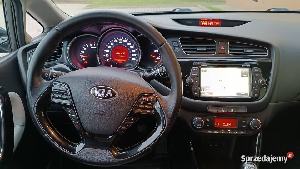 Kia Ceed 2014r16 crdikameranavi