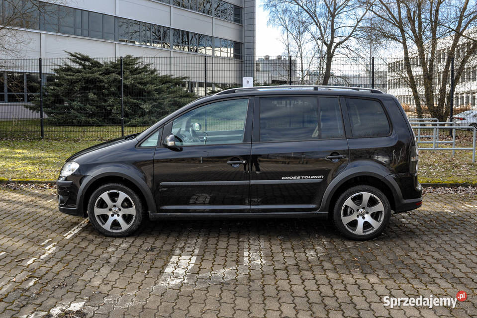 Volkswagen Touran Cross 20TDI Lift 7osobowy Wrocław