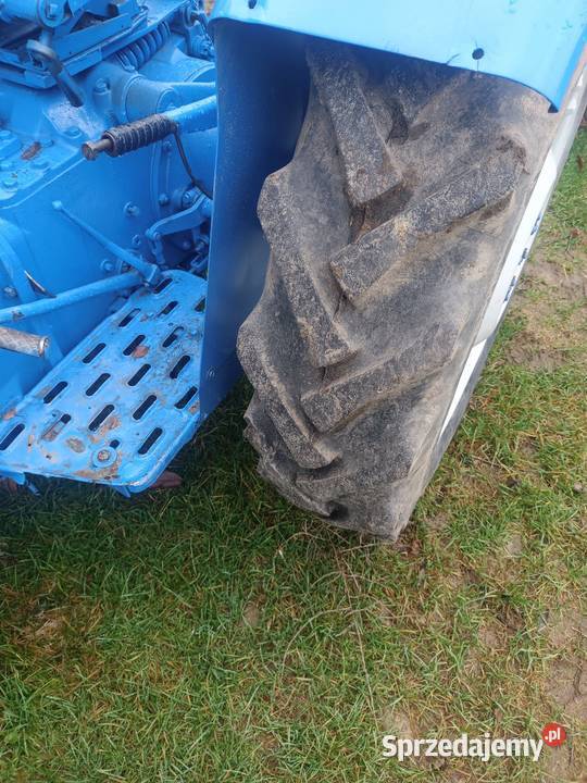 Traktor Ford 35 koni 3p