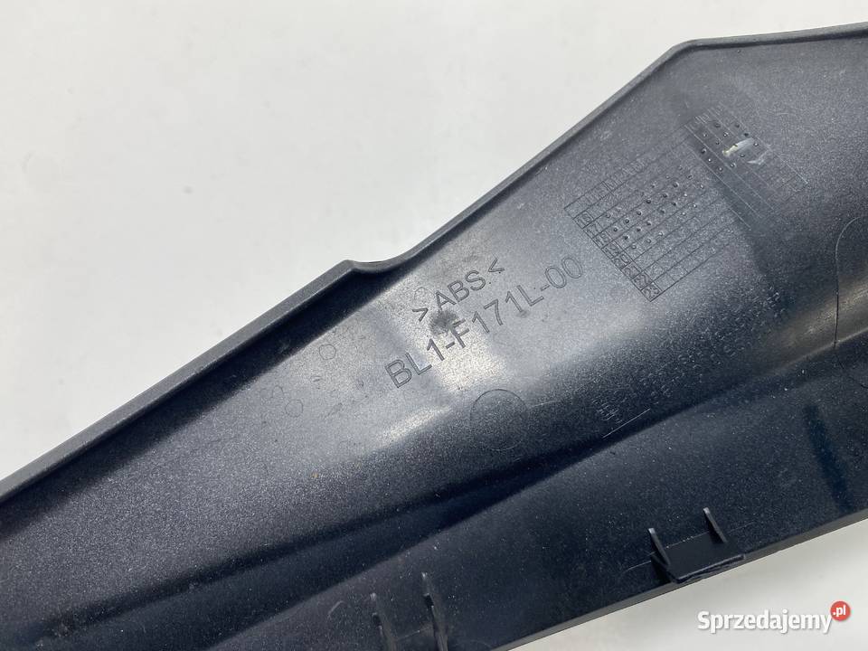 YAMAHA X XMAX 1823 PŁUG LISTWA LEWA BL1F171L00 sprzedam