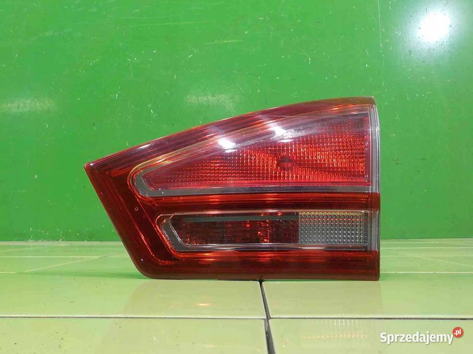 FORD B 10 B 13r 5D lampa prawa tyl w klape Suków