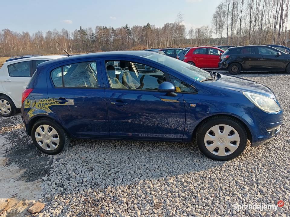 Opel Corsa Automat nowe hamulceniemal nowe opony serwisowany w ASO