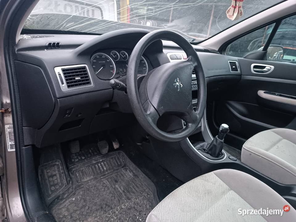 Peugeot 307 16 w całości na graty mazowieckie Osieck