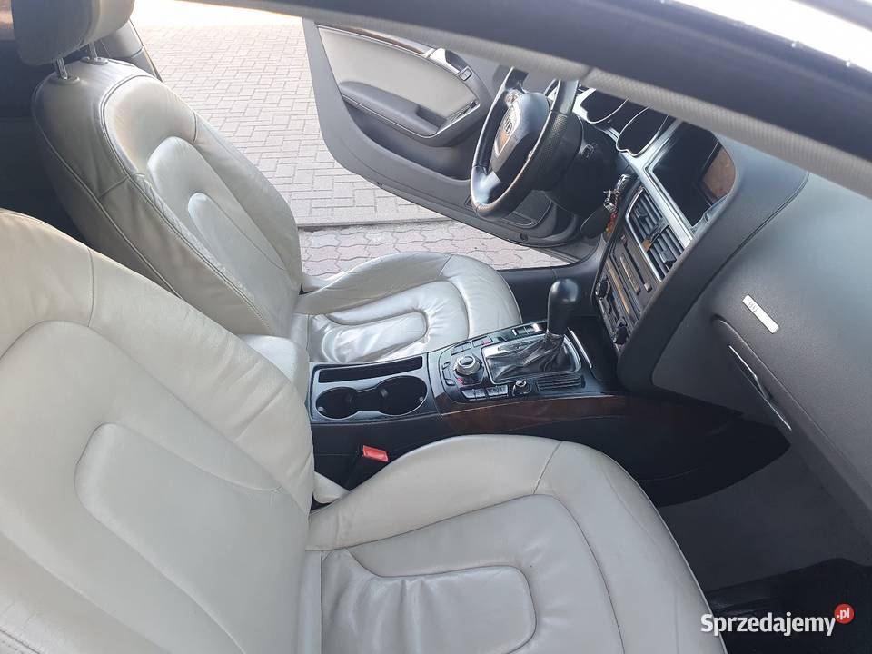 Audi a5 220 ładny stan Wrocław sprzedam