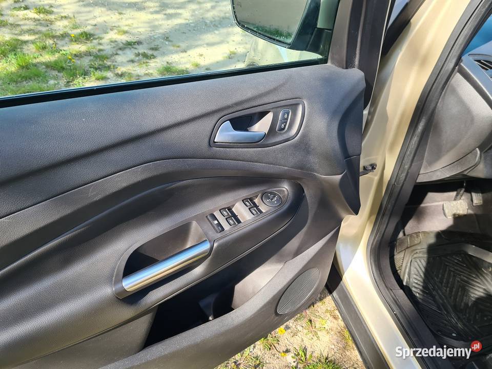 Ford Escape Kuga 15 benzyna 4x4 4/5 Olsztyn