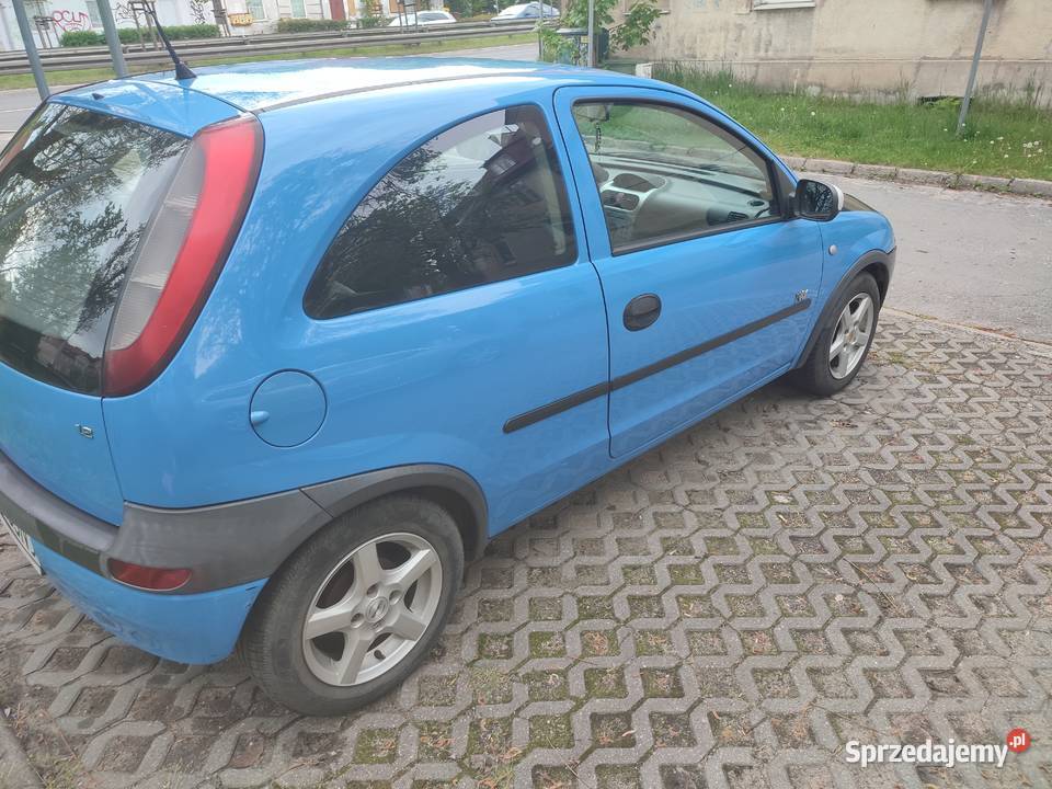 Opel corsa 12 Benz klima mały przebieg drugi kpl 1200cm3 pomorskie Gdańsk sprzedam