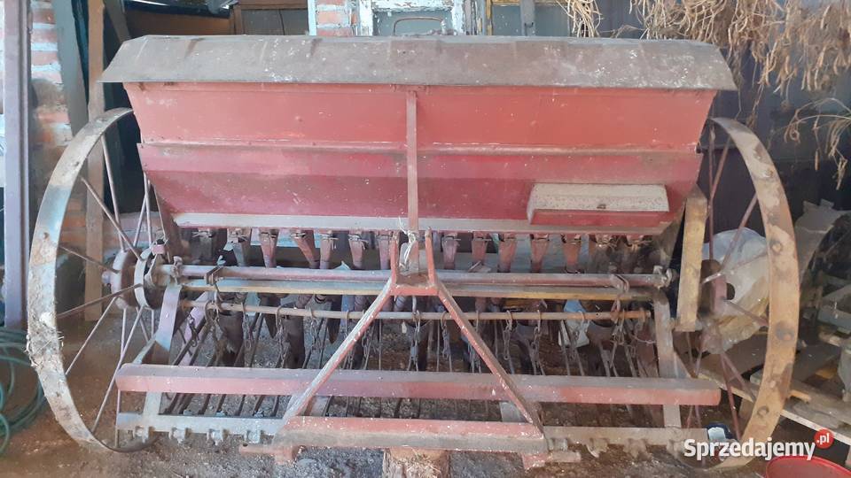 Siewnik konny do ciągnika Brzeziny