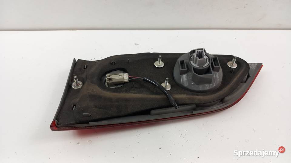 HONDA ACCORD VII KOMBI LAMPA TYŁ LEWA W KLAPĘ Zbierkowo