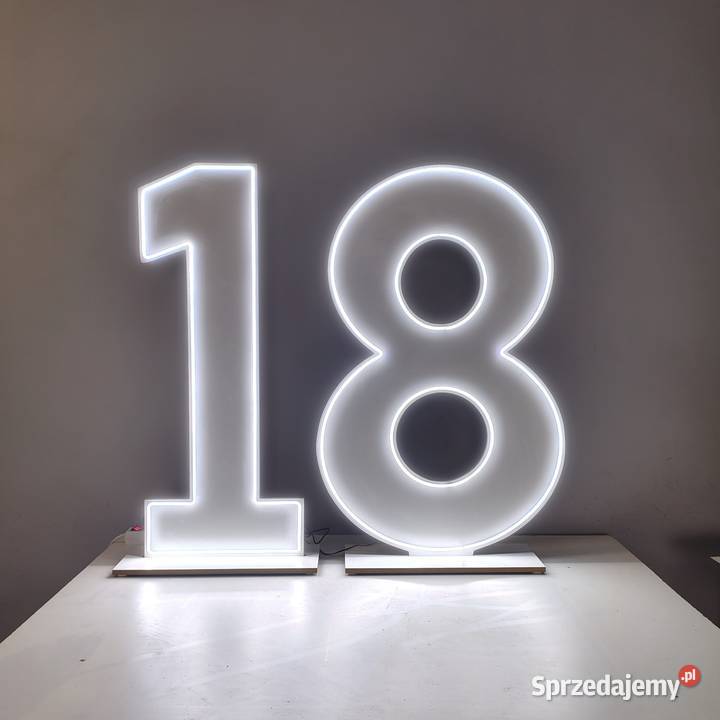 Cyfry 18 podświetlane neonowe Rawicz