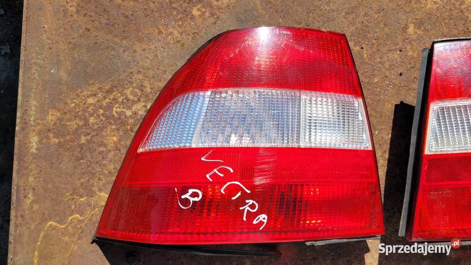 Lampy tylne Opel Vectra B Łagów