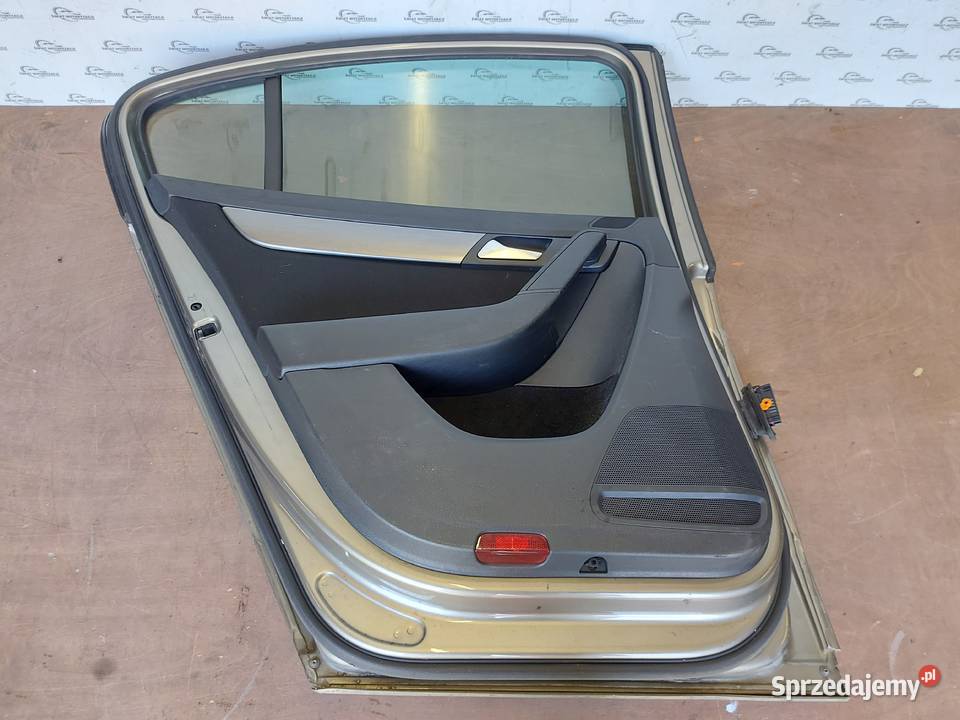 VW PASSAT 20 TDI 13r drzwi lewe tył 190 mikronów Kielce