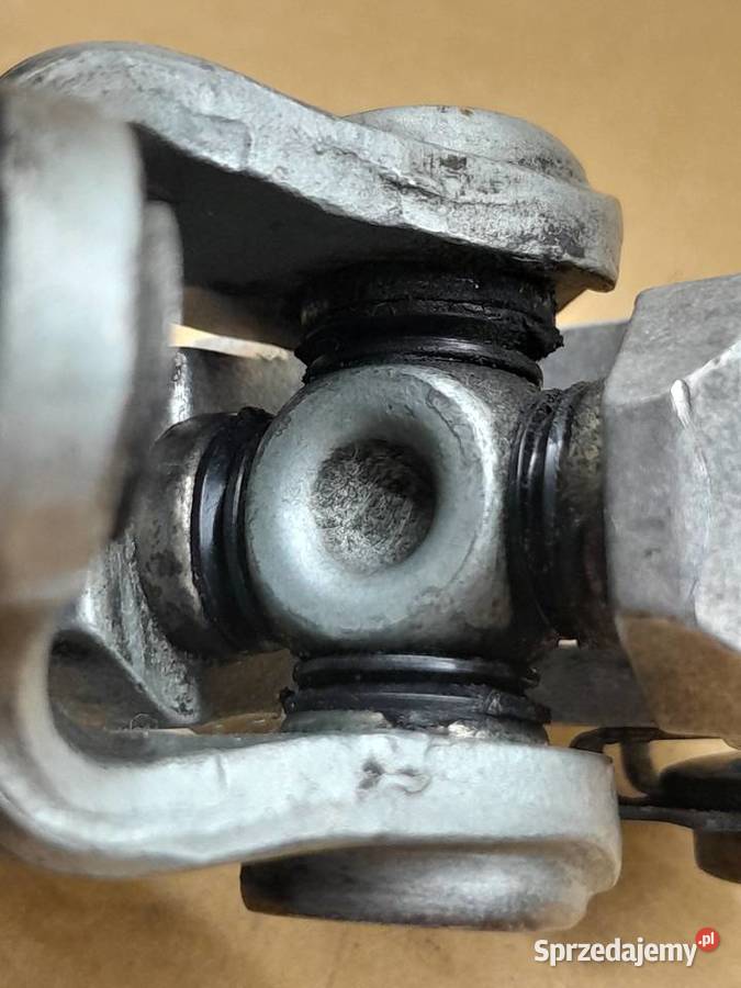 Krzyżak kolumny kierowniczej Mercedes W210 Tomaszów Mazowiecki
