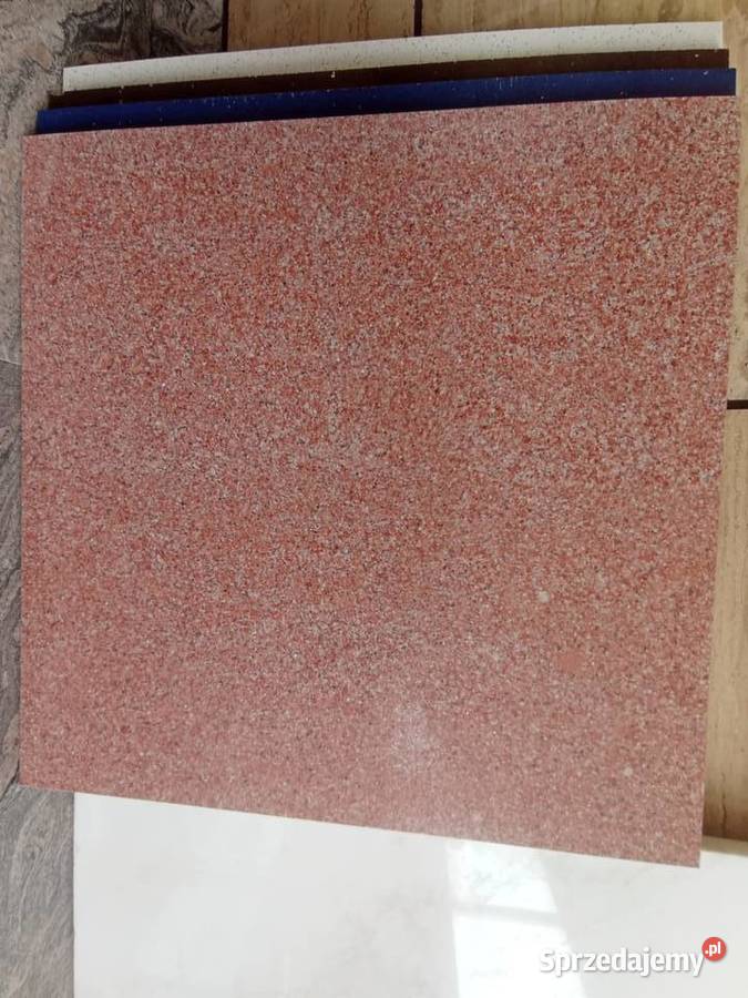 Płytki z konglomeratu kwarcowego ROJO CASTILLA Przemyśl