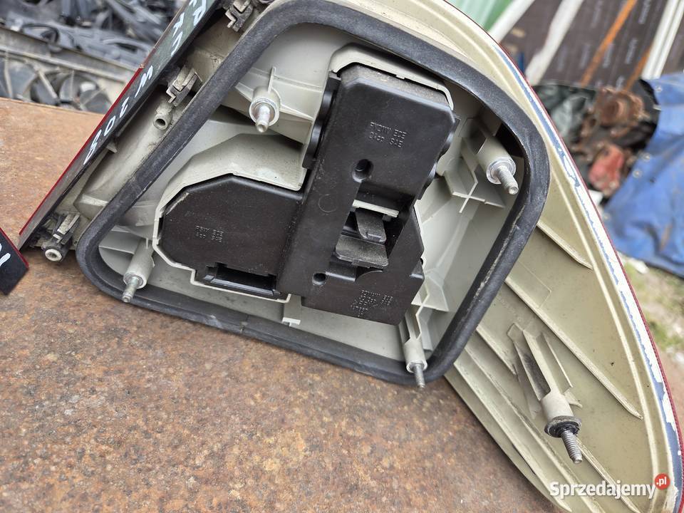 Tylne lampy Mercedes CLK w208 osobowe Łagów sprzedam