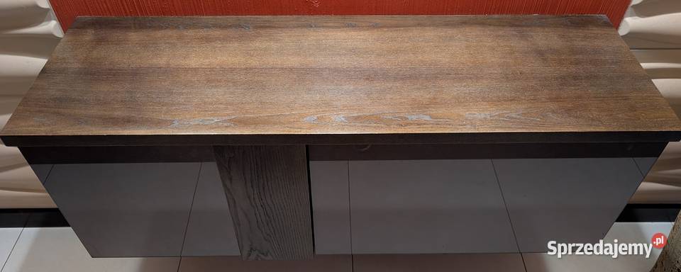 Drewniana szafka wisząca Będzin