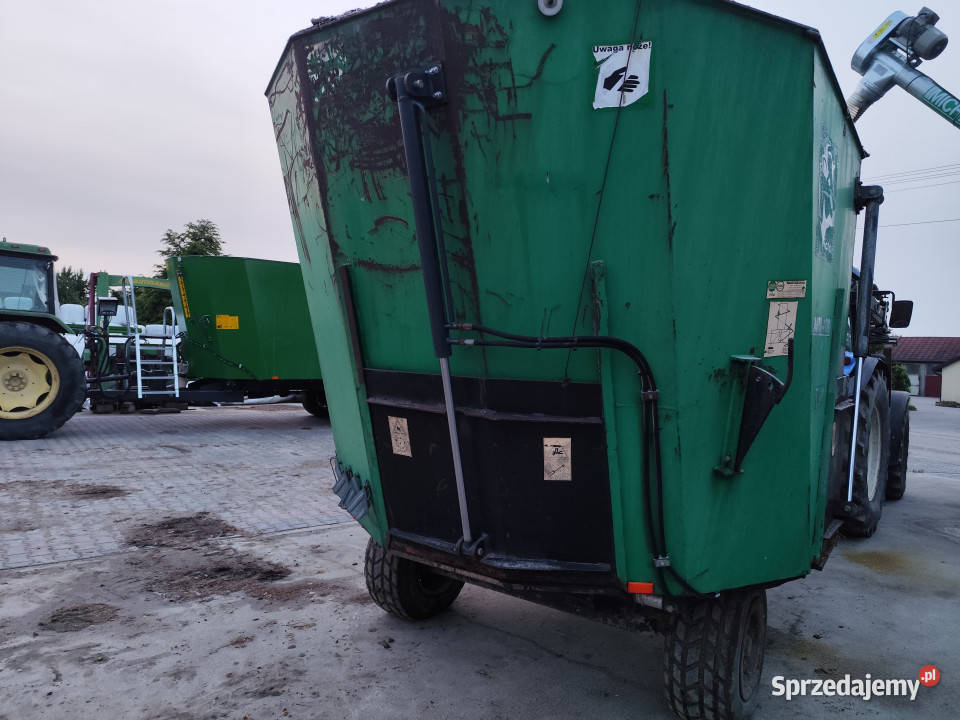 Paszowóz autoagro T01 13m3 Sarnów