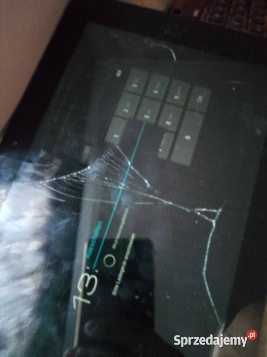Tablet IONIK 101 z klawiatura uszkodzony dolnośląskie Legnica sprzedam