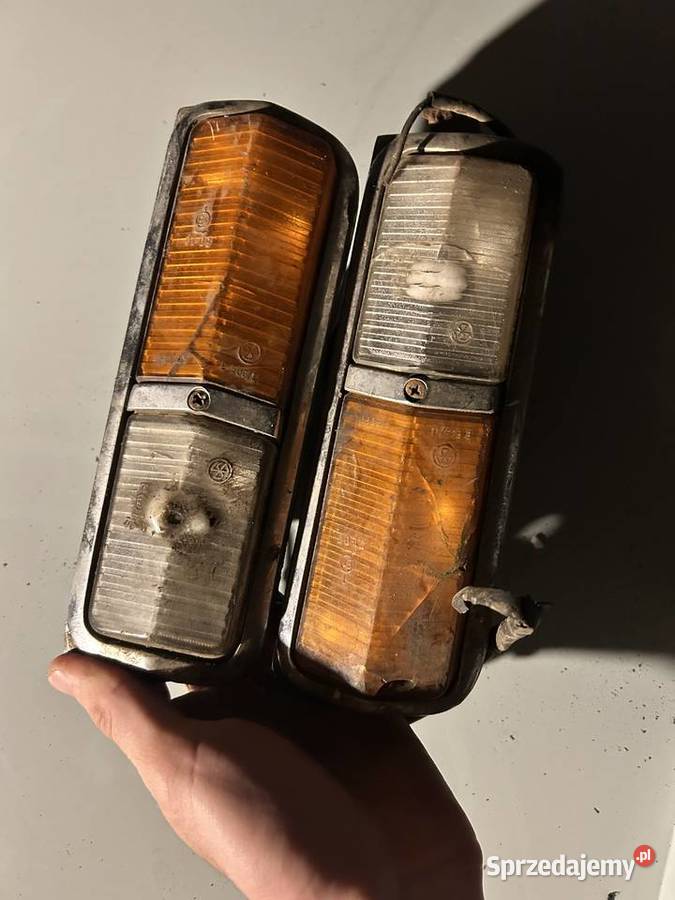 Lampa kierunek Fiat 125p Świecie