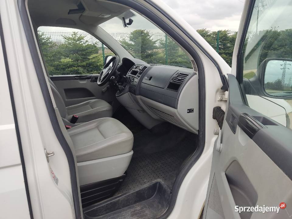 VW T5 20tdi lift 8 osobowy transporter 2000cm3 pomorskie