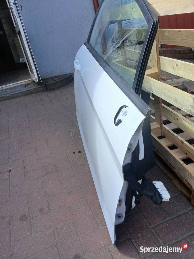 Ford Fiesta 7 VI 08 3 drzwiowa lewe drzwi kpl osobowe