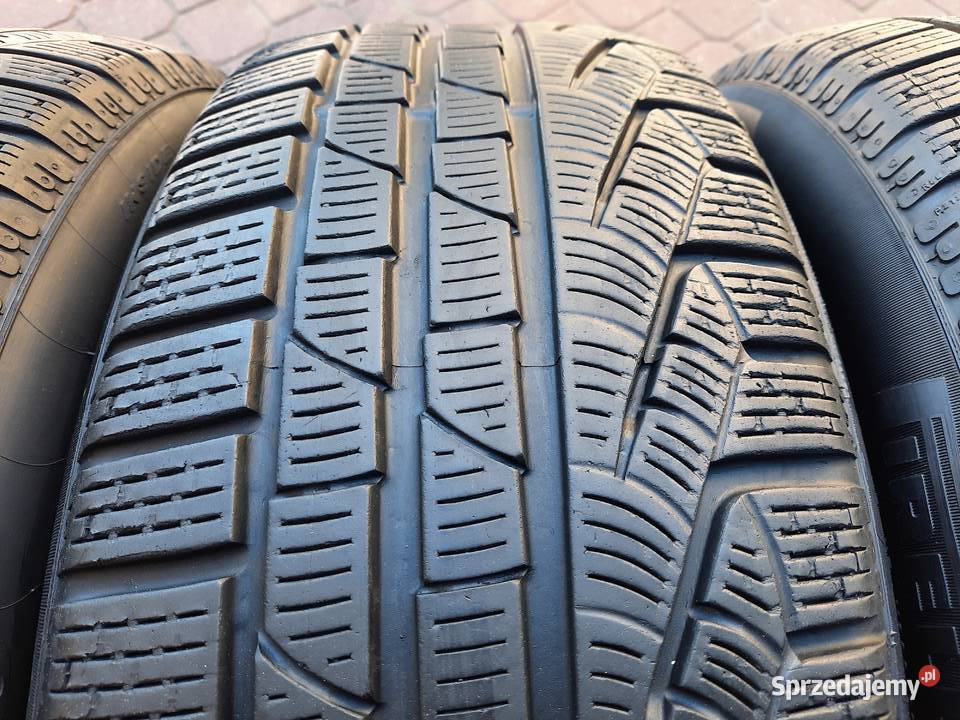 Opony zimowe Pirelli Sottozero 22550R18 2017r Biała Podlaska