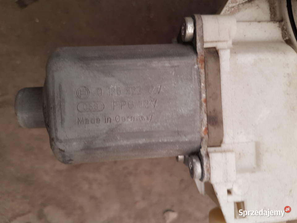 BMW 1 E87 PODNOSNIK SZYBY PRAWY PRZOD SILNICZEK Turek sprzedam