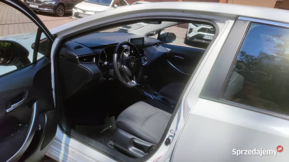 Toyota Corolla Sedan Comfort automat 2021r Zabrze