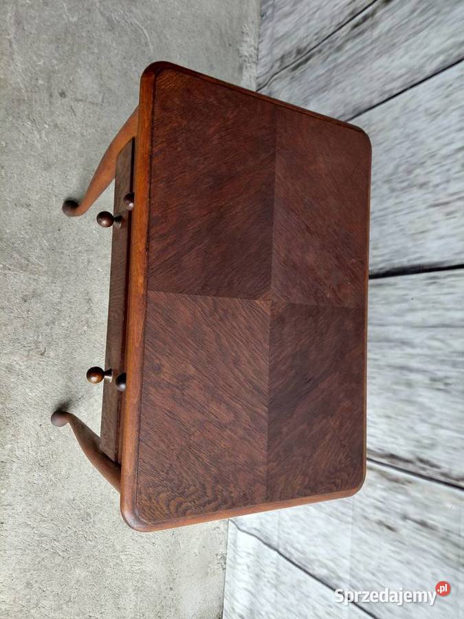 konsolka drewniana 479 Byczyna